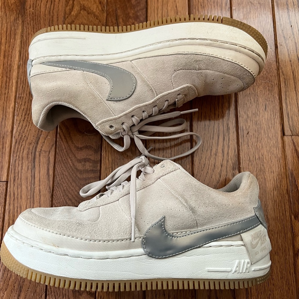 Nike Air Force 1